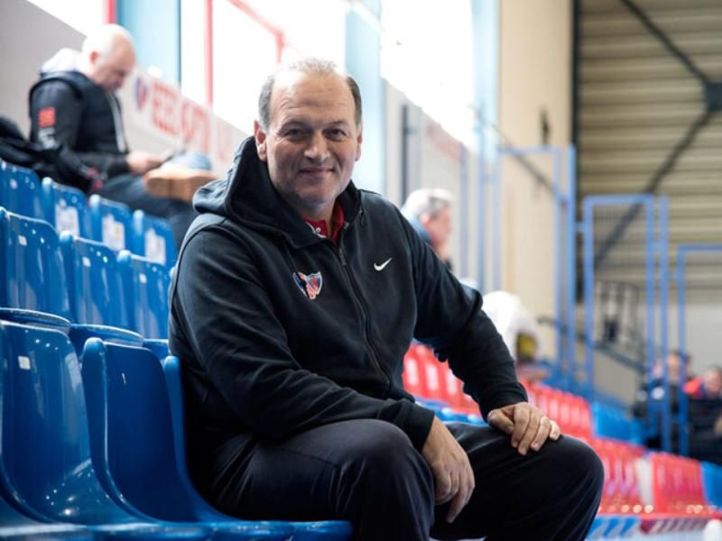 Μανουσέλης: «Ο προπονητής δεν μπορεί να εξελιχθεί αν δεν είναι σε συνεχή εγρήγορση»